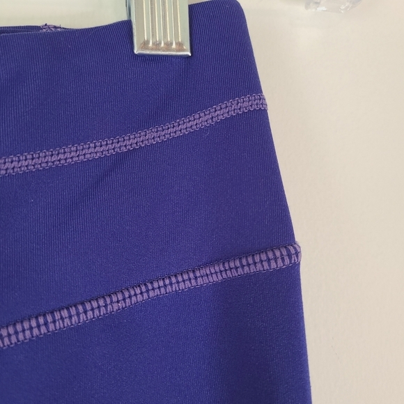 Athleta Blue Purple Capri Leggings Size Small - Picture 5 of 10